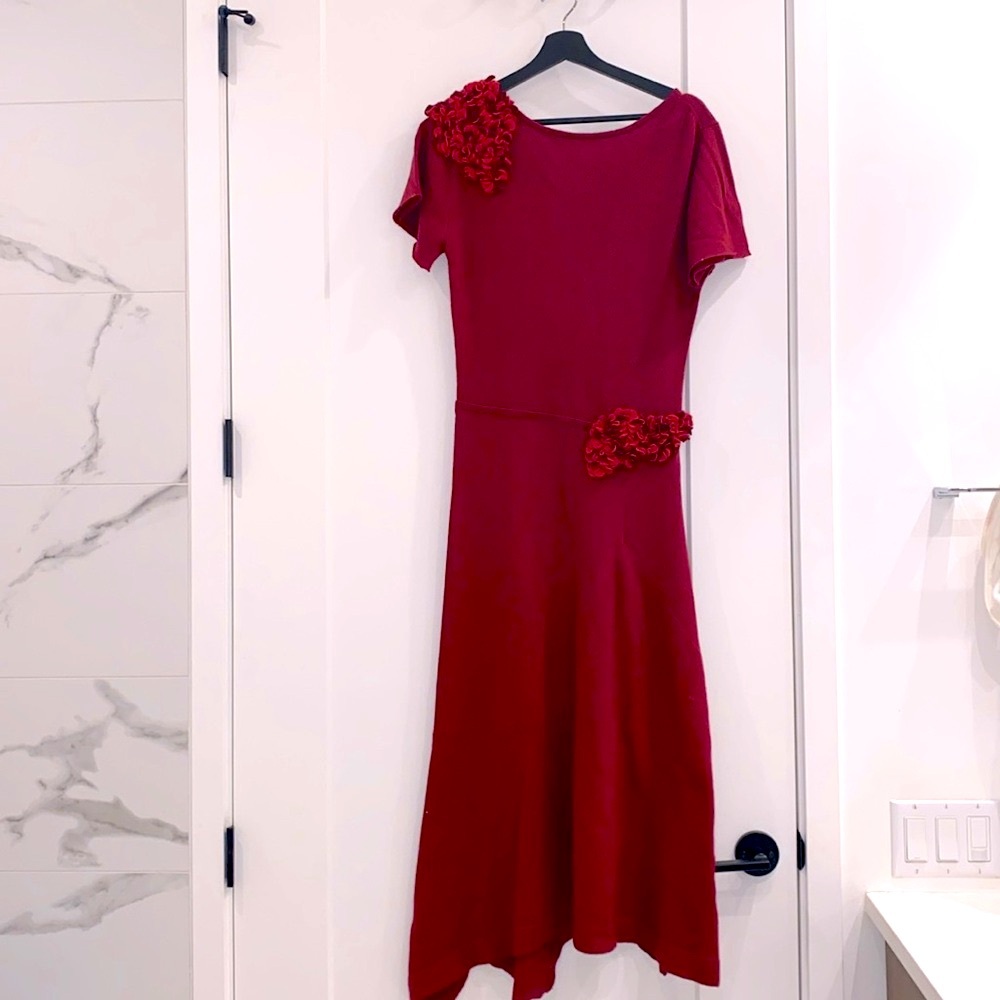 Cashmere and wool red dress with petal handiwork from Anthropologie - NWOT